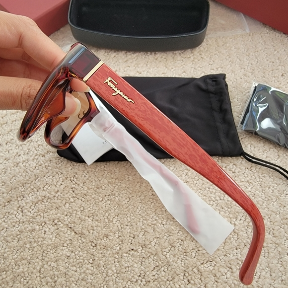 NWT Salvatore Ferragamo 58mm Square Sunglasses. - Picture 10 of 15